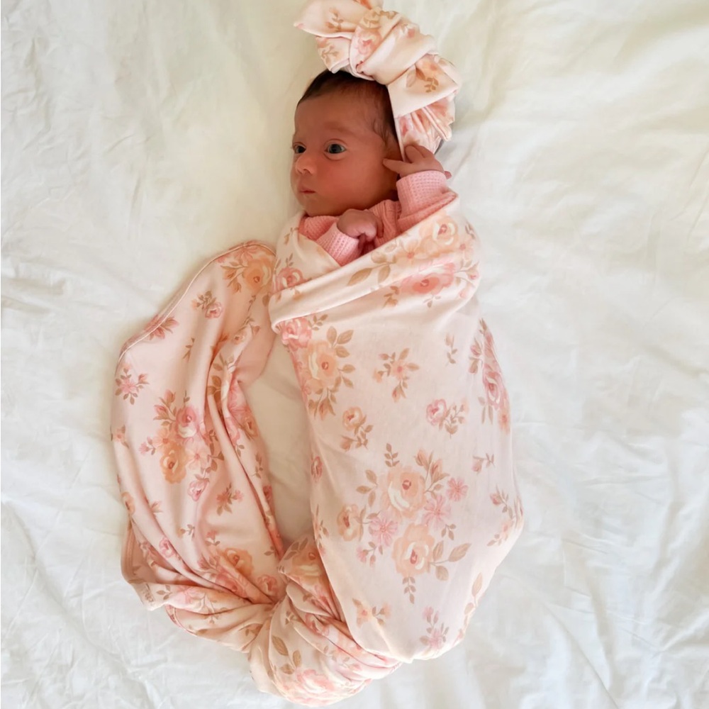 Little & Fern Blanket or Swaddle | Florence Peach Floral
